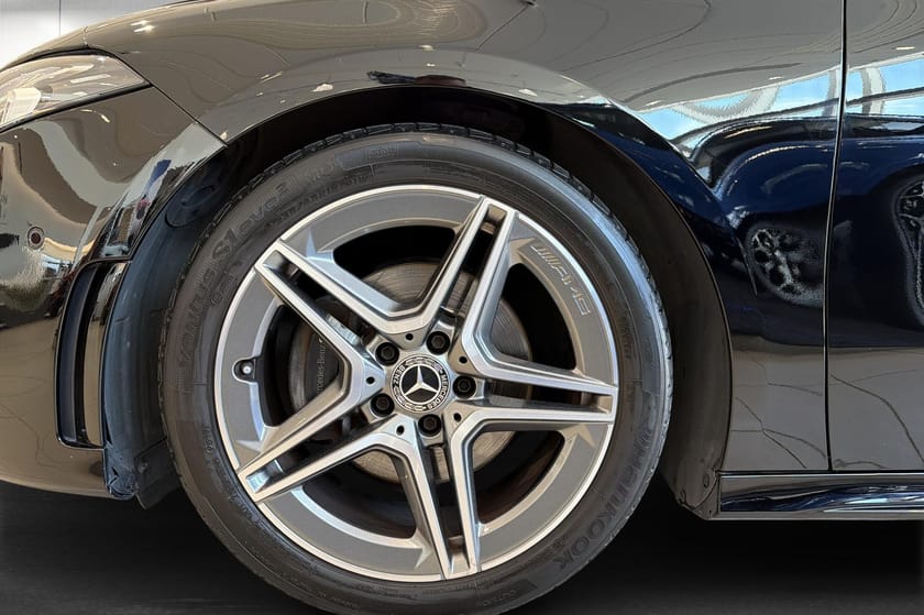 Bild 5 av Mercedes-Benz A 180 Sedan 