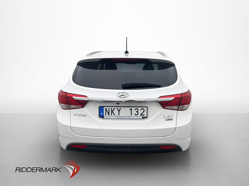 Bild 2 av Hyundai i40cw CW CRDi 136hk Business M/K Värmare Navi Kamera
