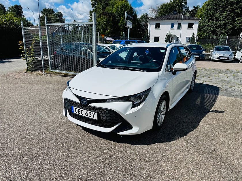 Bild 2 av Toyota Corolla Touring Sports Hybrid 122HK ACTIVE / VÄRMARE / 5400Mil