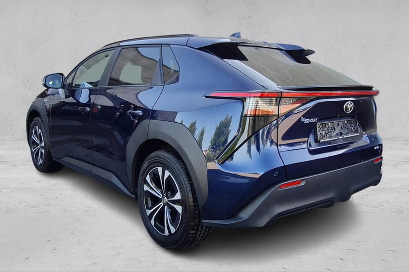 Bilde 3 av Toyota bZ4X AWD Active Tech - LED - Adaptiv cruise - Kamera +++