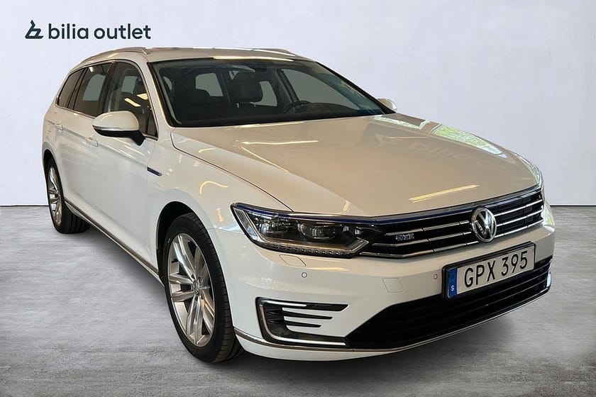 Bild 3 av Volkswagen Passat Variant GTE 1.4 TSI 218 Hk Executive Cockpit Drag Värmare