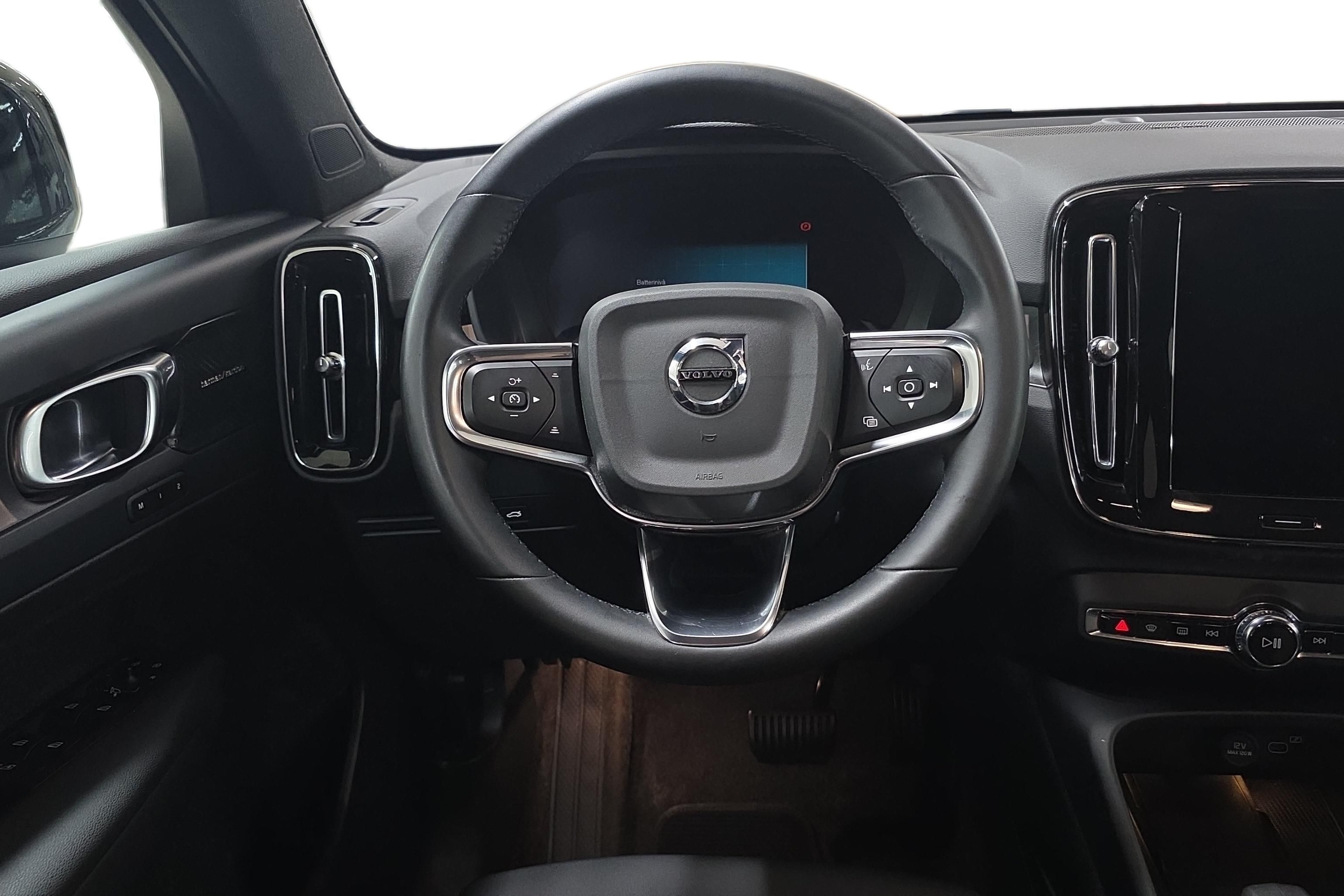 Volvo C40 Recharge Twin, 408hp, 2024