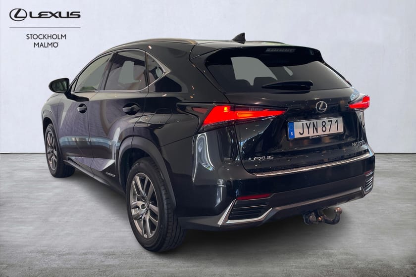 Bild 4 av Lexus NX 300h AWD Executive Keyless B-kamera Dragkrok