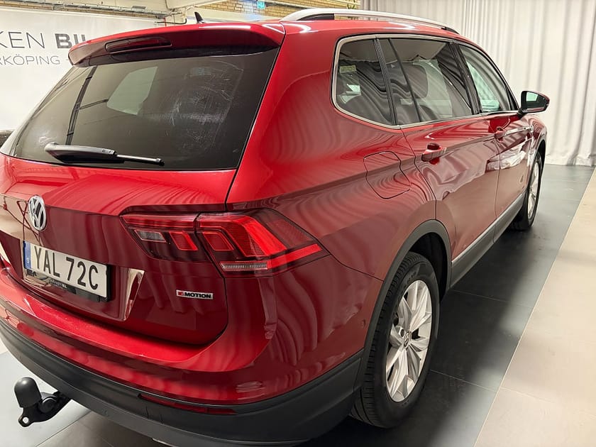 Bild 4 av Volkswagen Tiguan Allspace 5-sätes 2.0 TSI 4Motion Inkl. Drag Värmare Vinterhjul