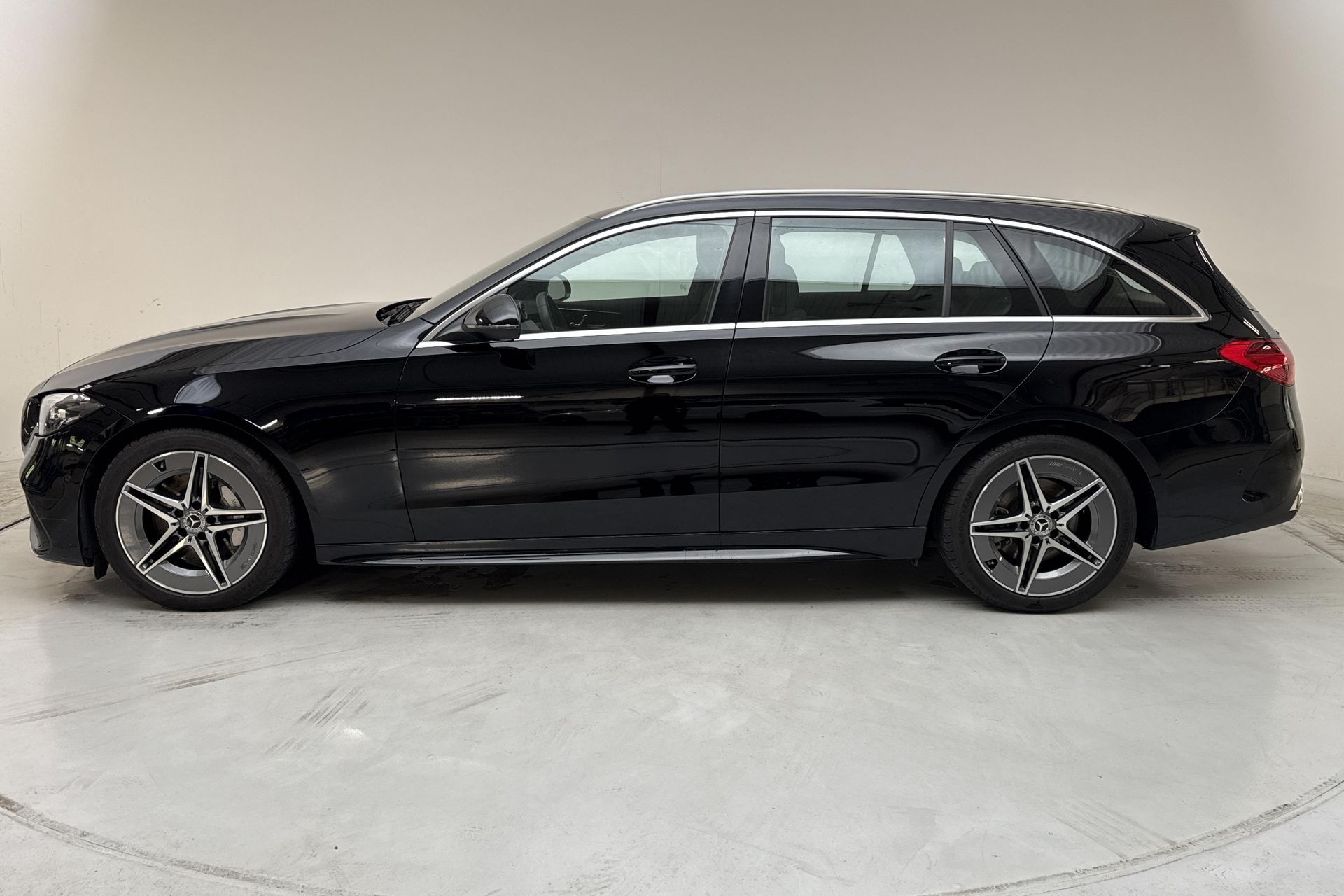 Mercedes-Benz C 200 T 2024, bild 2/10