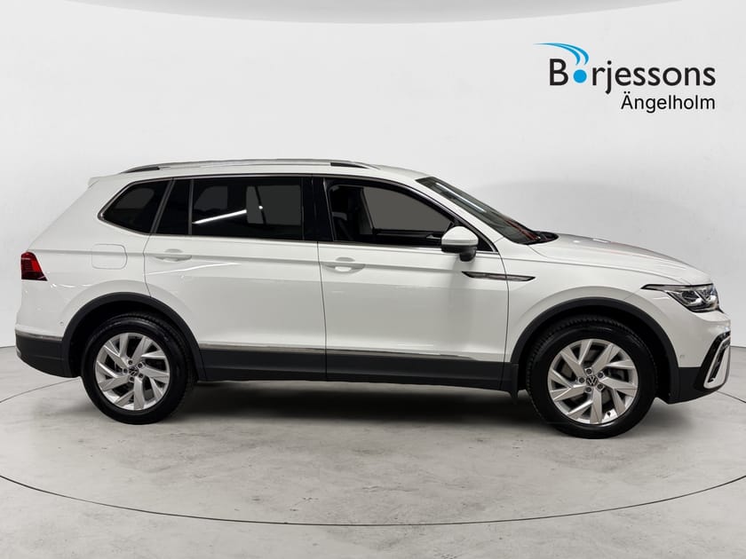 Bild 2 av Volkswagen Tiguan Allspace 7-sätes 2,0 TDI 200 HK 4M DSG