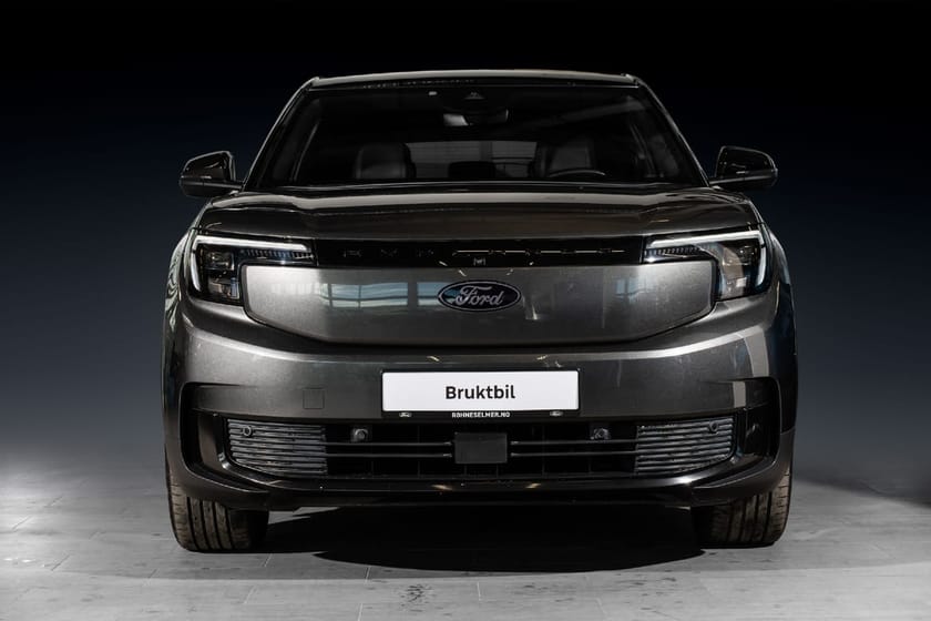 Bilde 3 av Ford Explorer EV Extended Range AWD App Forvarme Krok Hud AGR Pano B&O