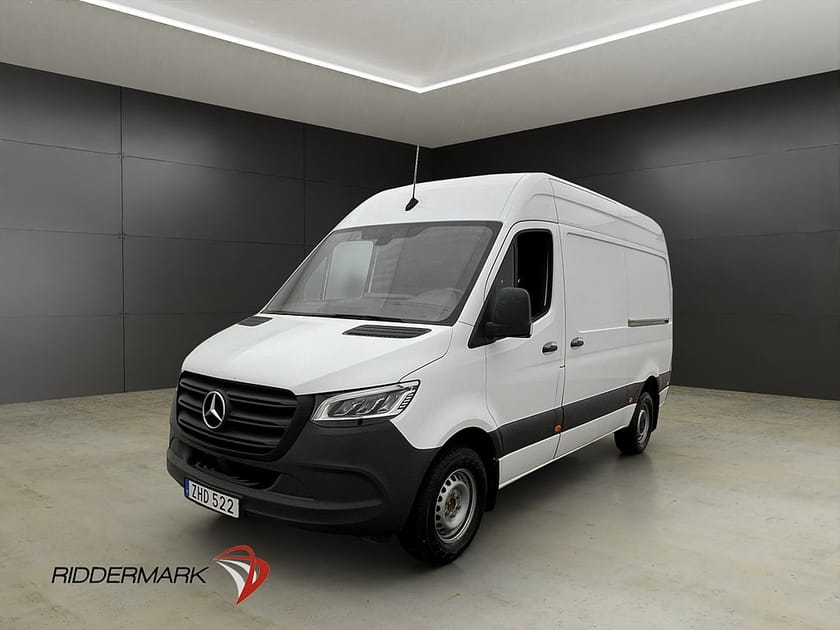 Bild 3 av Mercedes-Benz Sprinter 317 CDI RWD Panel Van L2H2 Värm Drag B-Kam 2xDörr Moms