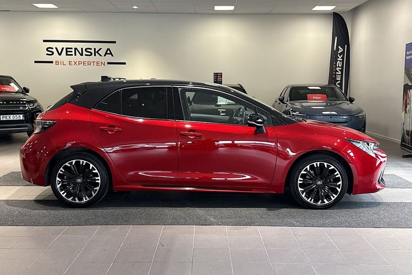 Bild 3 av Toyota Corolla Hybrid 122hk GR Sport/Teknikpaket/B-Kamera/Carplay