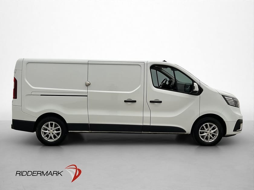 Bild 2 av Renault Trafic Skåpbil L2 Värmare Drag LED Kamera V-Inr CARPLAY Moms