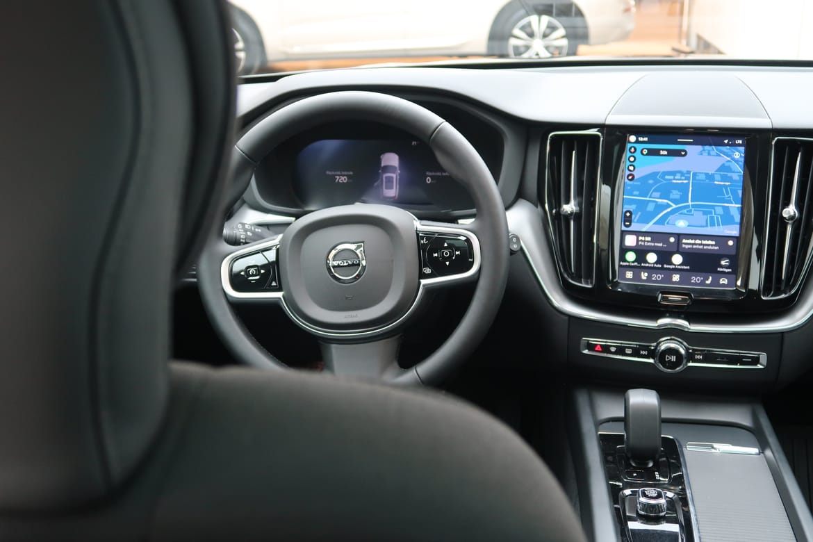 Volvo XC60 2025 - miniatyr 8
