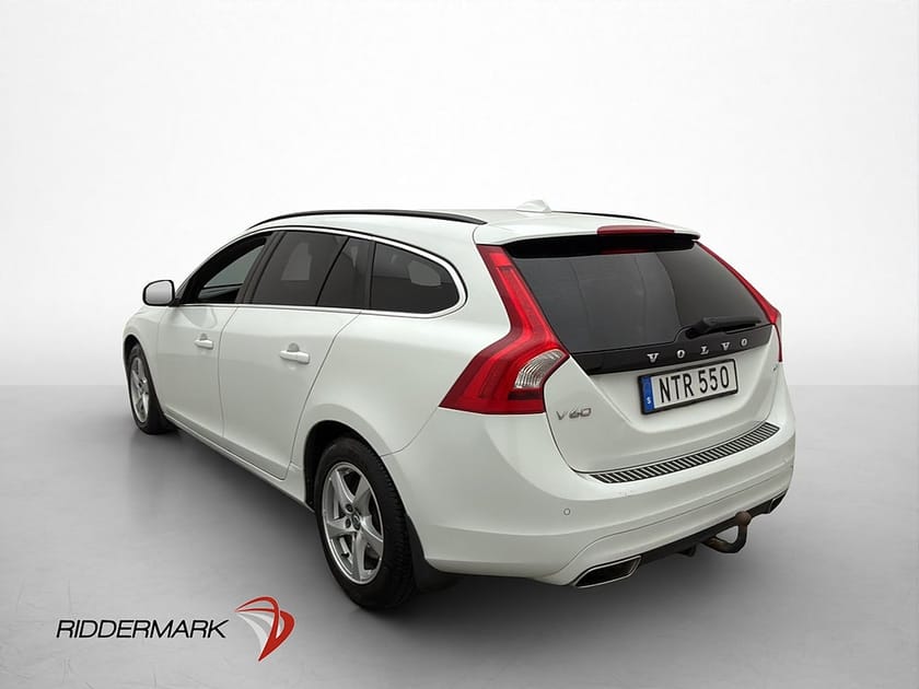 Bild 5 av Volvo V60 D4 AWD 190hk VOC D-Värmare Drag Halvskinn