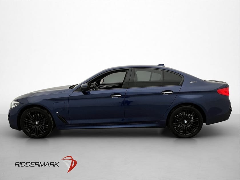 Bild 4 av BMW 530e iPerformance Sedan 252hk M Sport Kamera HiFi Rattvärme