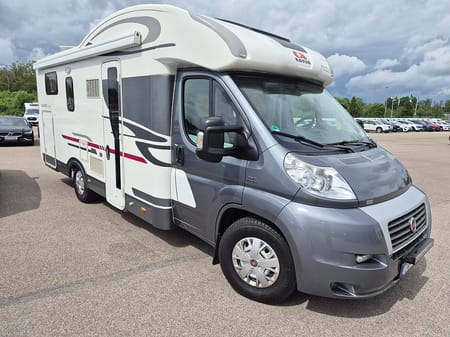 Adria Mobil Matrix 670 M 2,3D 130HK Husbil