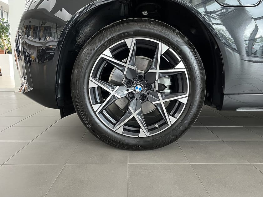 Bild 4 av BMW X3 30e xDrive M Sport H/K Drag Rattvärme Drive/Park Assist