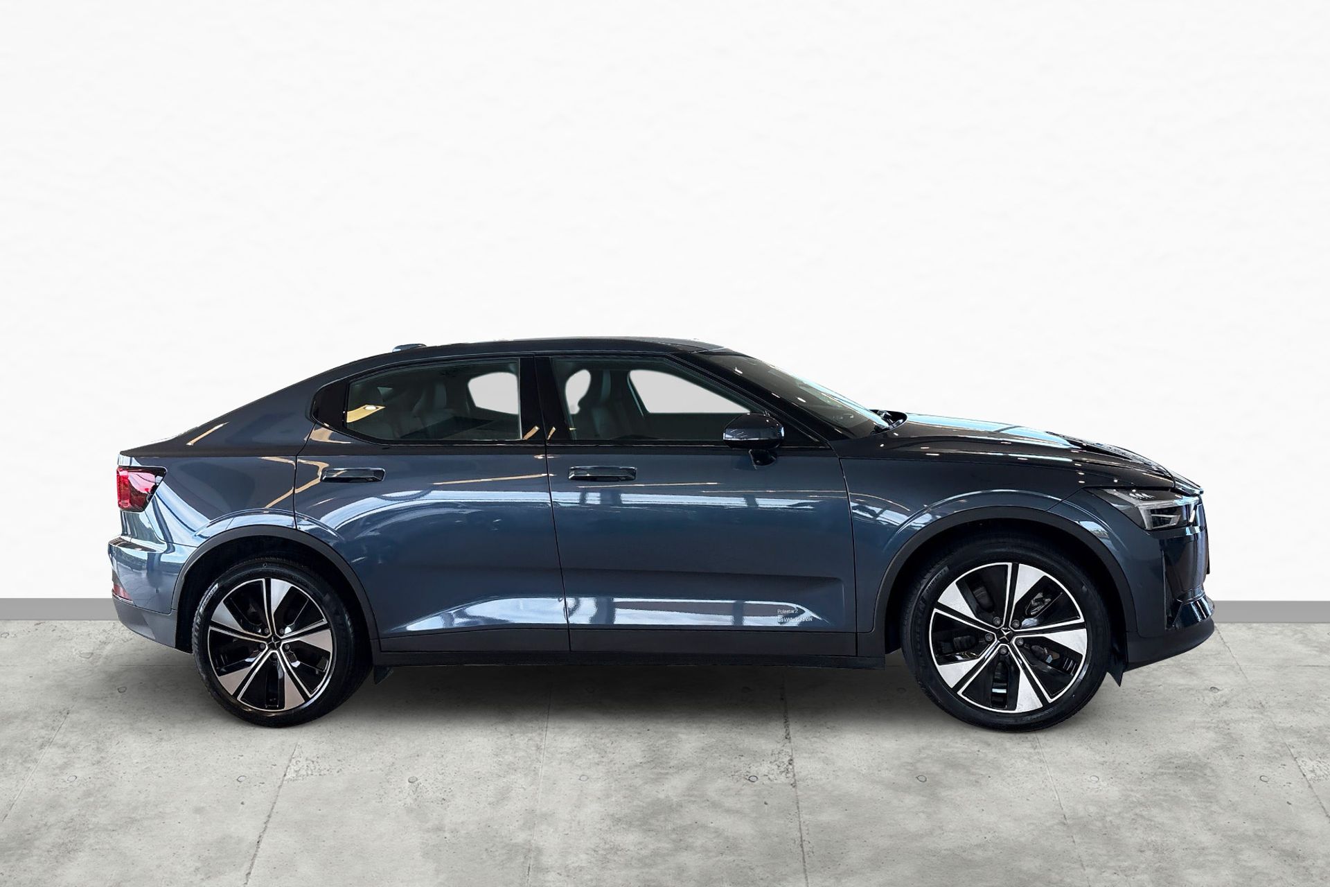 Polestar 2 Standard range Single motor 2024, photo 4/10