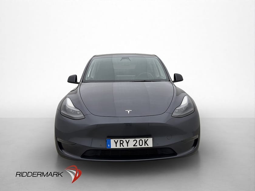 Bild 3 av Tesla Model Y Long Range AWD MOMS Autopilot Sv-Såld Kamera