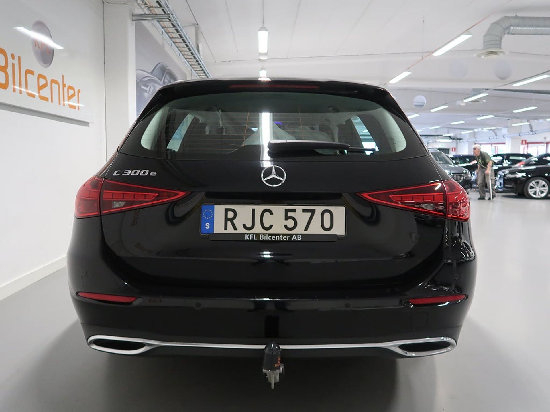 Mercedes-Benz C 300 T e 2023, bild 7/35