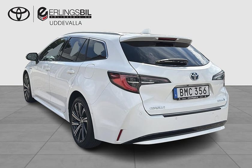 Bild 3 av Toyota Corolla Touring Sports Hybrid 1.8 TS STYLE TEKNIKPAKET V-HJUL / LÅGMILAD