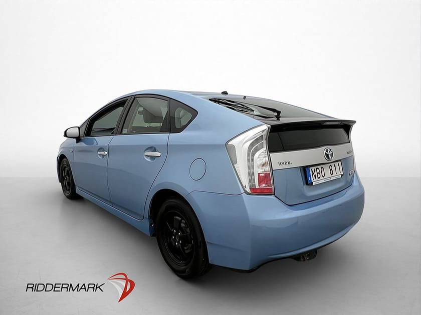 Bild 4 av Toyota Prius Plug-in Hybrid 136hk Kamera Navigation