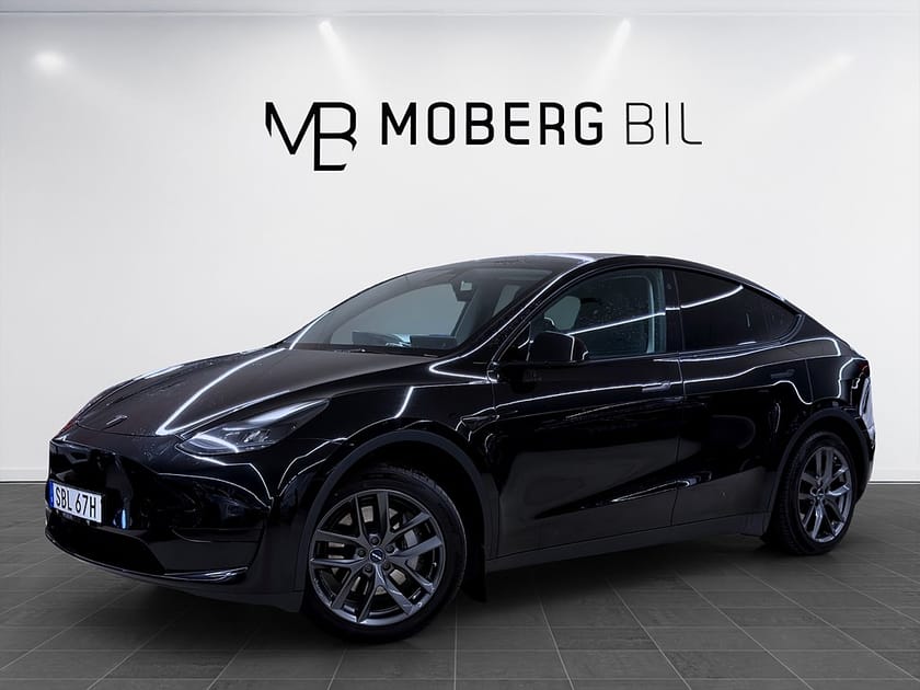 Bild 1 av Tesla Model Y Standard Range RWD 299hk Helg på Moberg!  Pano Läder Navi B-Kamera