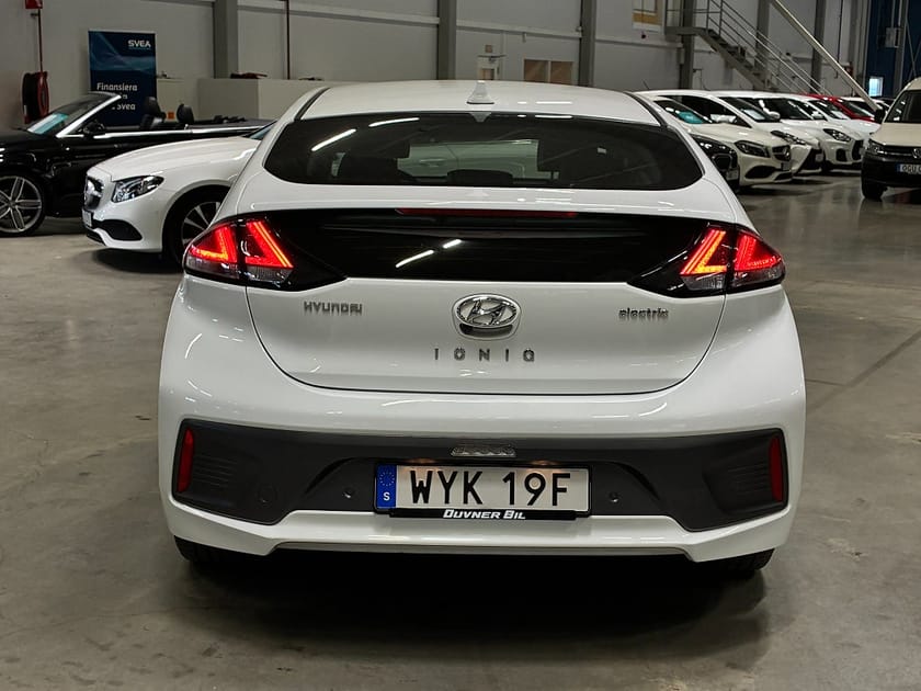 Bild 4 av Hyundai Ioniq Electric 38.3 kWh Premium Plus | Skinn | LED | ACC