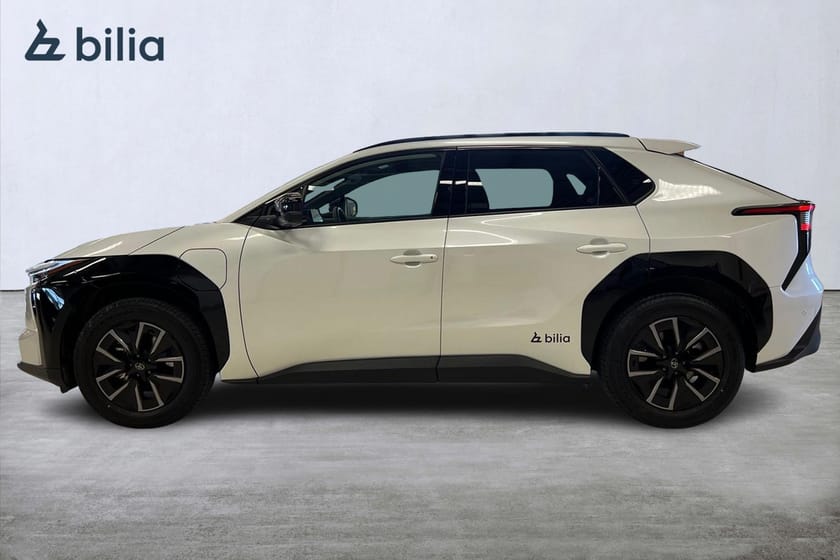 Bild 3 av Toyota bZ4X AWD 73,1 kWh - EXECUTIVE 18" / 360-KAMERA / JBL-LJUDSYSTEM