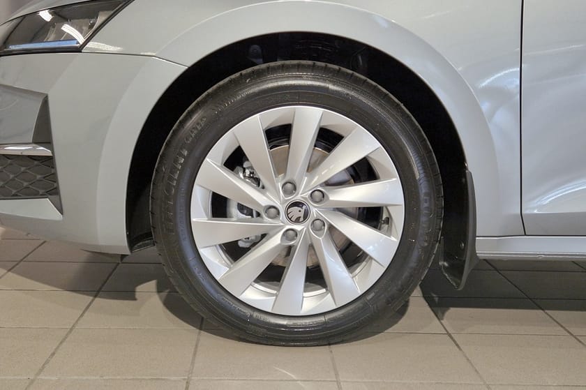 Bild 3 av Škoda Octavia Kombi COMBI SELECTION 1,5 TSI M-HEV 116 HK 7 VXL