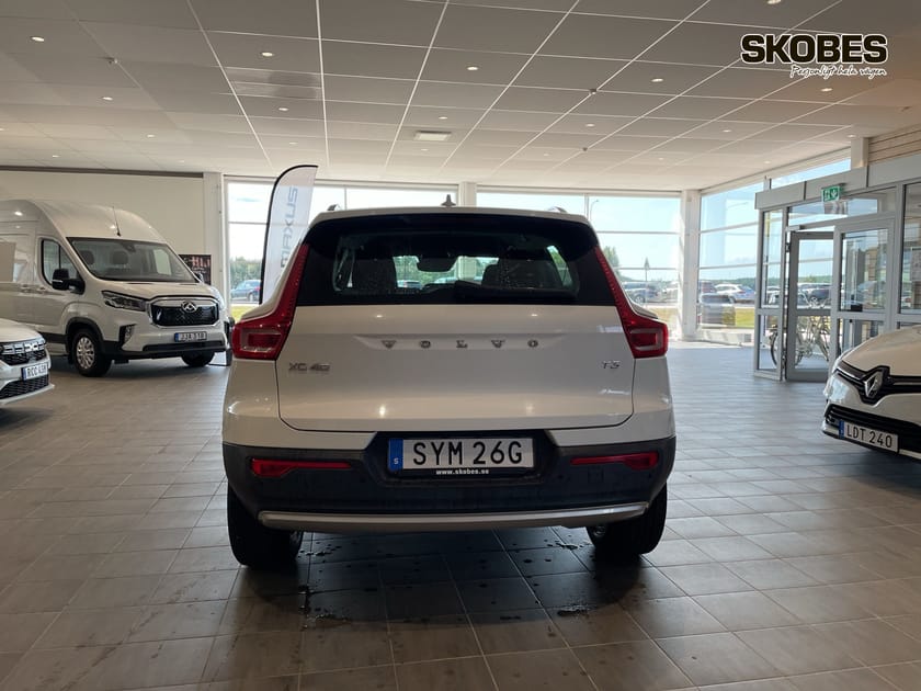 Bild 5 av Volvo XC40 T3 FWD aut Momentum Edition
