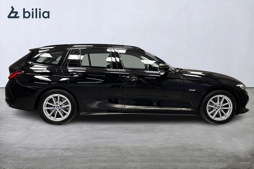 Bild 2 av BMW 330e Touring