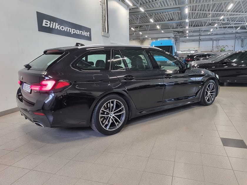 Bild 4 av BMW 530d xDrive Touring Steptronic M Sport Euro 6