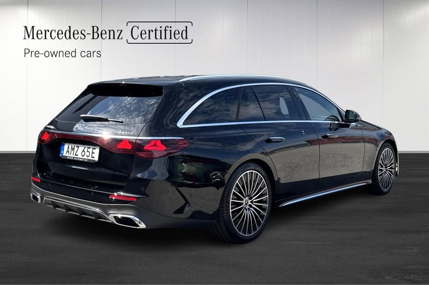 Bild 4 av Mercedes-Benz E 300 de 4MATIC T KOMBI  AMG | DRAG | RATTVÄRME