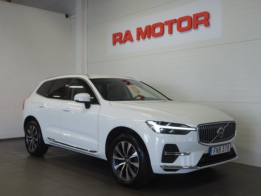 Bild 3 av Volvo XC60 B4 AWD Geartronic 197hk Inscription B-Kam Drag Orrefors