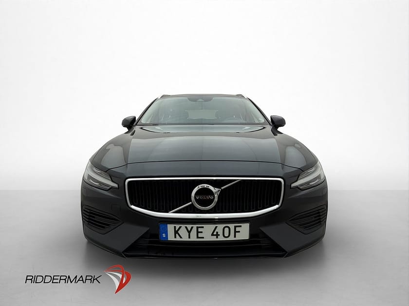 Bild 2 av Volvo V60 T6 341hk AWD Momentum Värmare VOC CarPlay Dragkrok