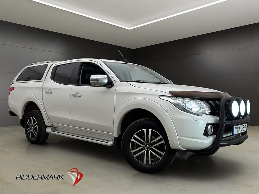 Bild 3 av Mitsubishi L200 Dubbelhytt 181hk 4WD Dragkrok Diff Kamera Skinn Moms