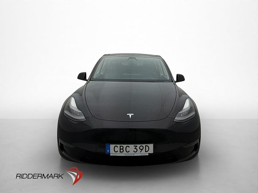 Bild 3 av Tesla Model Y Long Range AWD Svensksåld Dragkrok Panorama