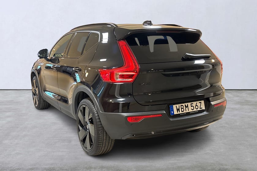 Bild 4 av Volvo EX40 Single Motor Extended Range M R Ultra Black Edt
