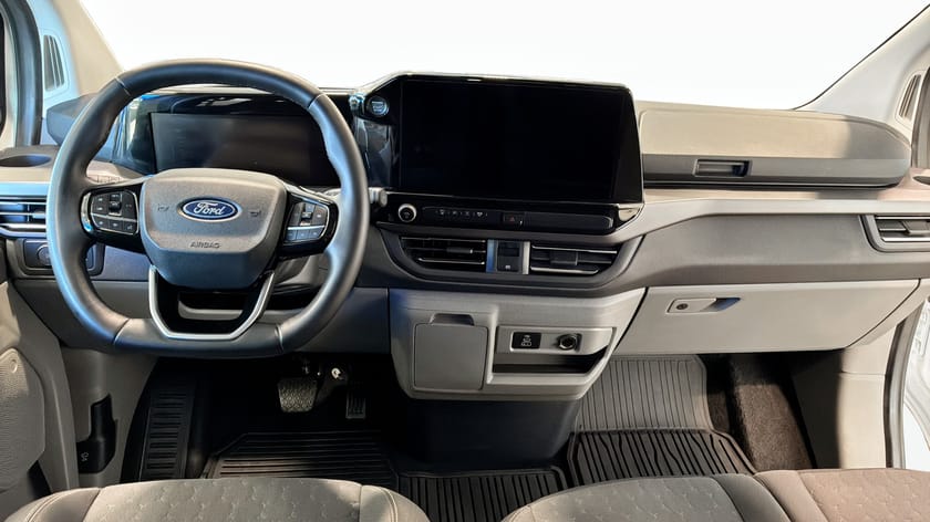 Bild 4 av Ford Tourneo Custom 320 TITANIUM 320L LWB | 2.0L ECOBLUE 170Hk | Aut