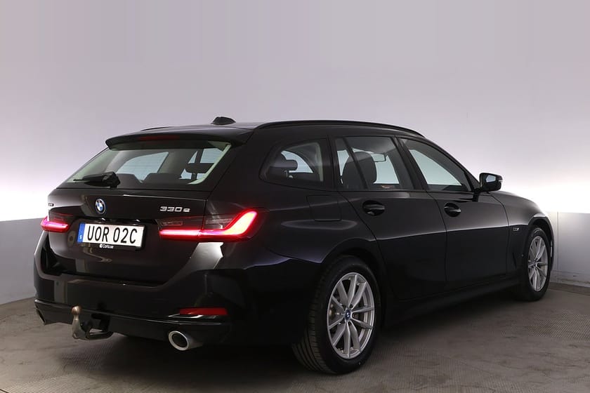 Bild 5 av BMW 330e xDrive Touring Drag Farthållare Kamera Navi