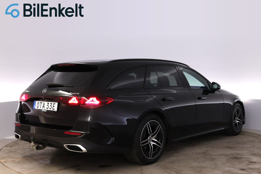 Bild 3 av Mercedes-Benz E 300 de 4MATIC T AMG Advanced Burmester Drag