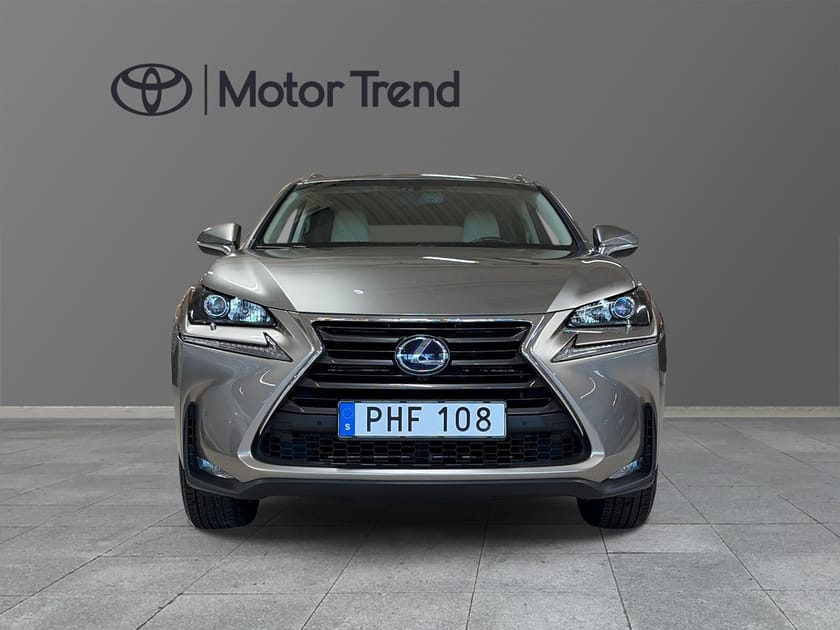 Bild 5 av Lexus NX 300h AWD NX300H AWD-i Business Line Vinterdäck