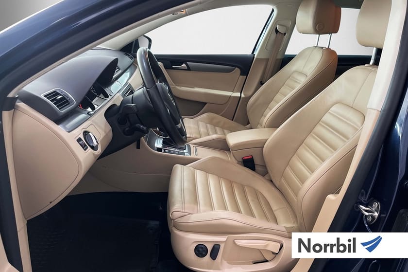 Bild 5 av Volkswagen Passat Variant GT TSI 211hk Drag Backkamera Läder