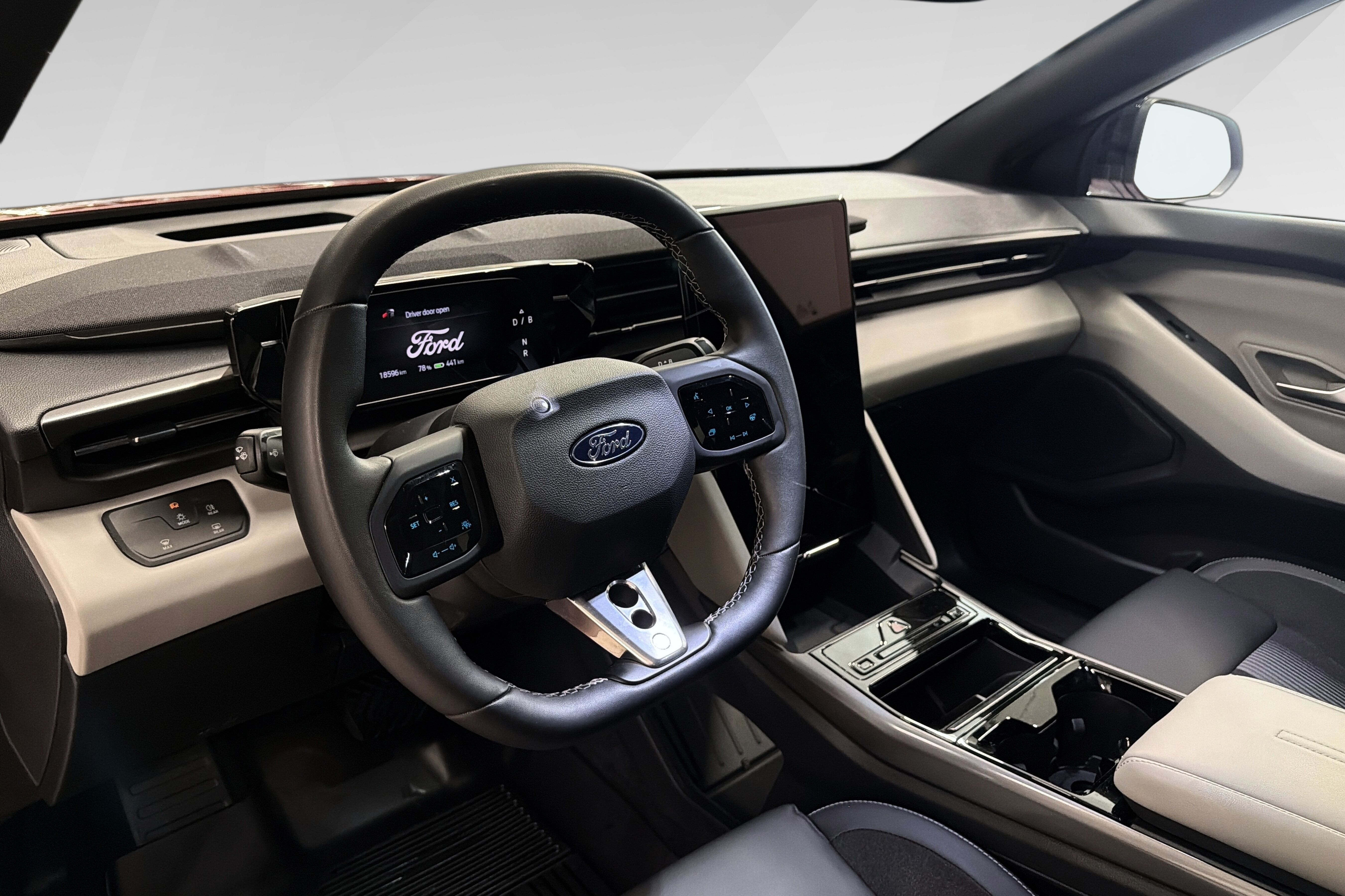 Ford Capri EV Extended Range RWD bilde 11