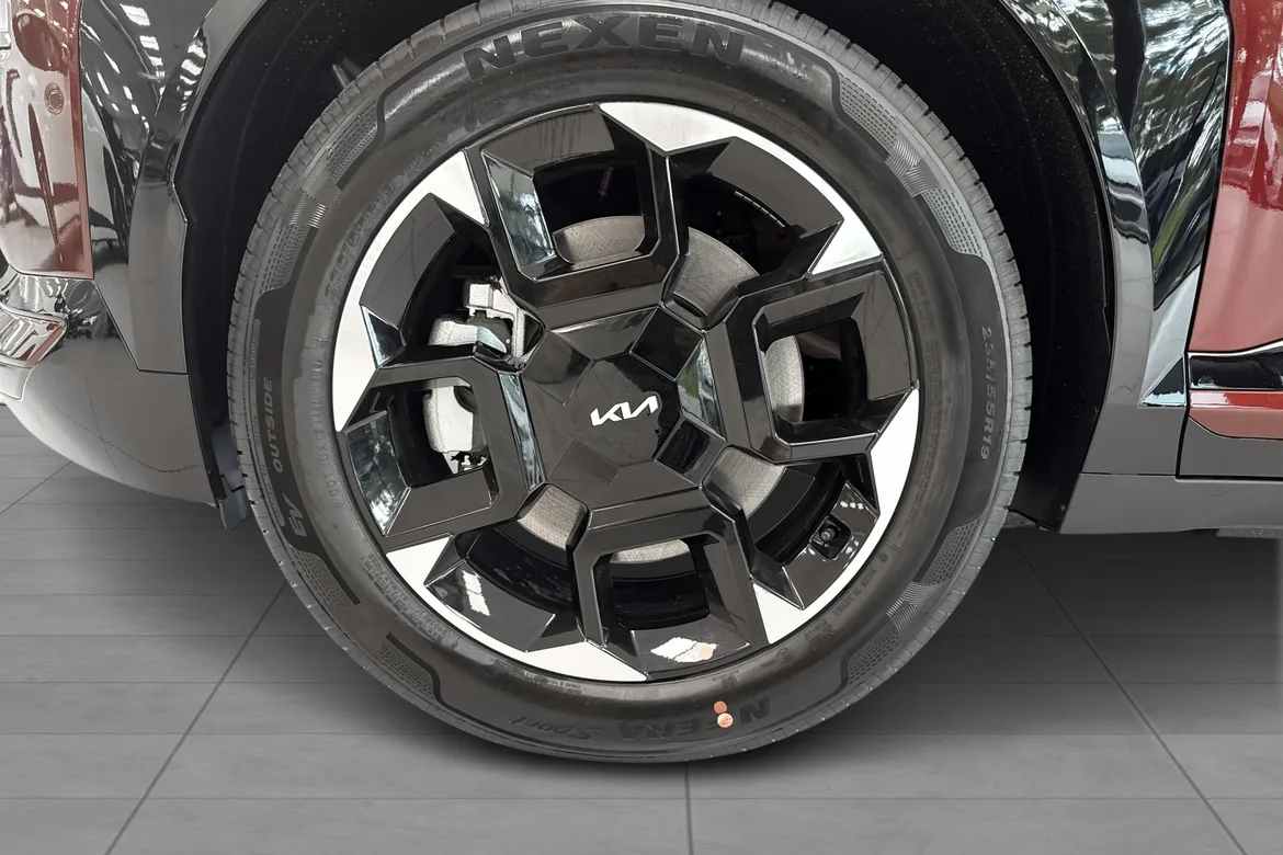 picture of a car