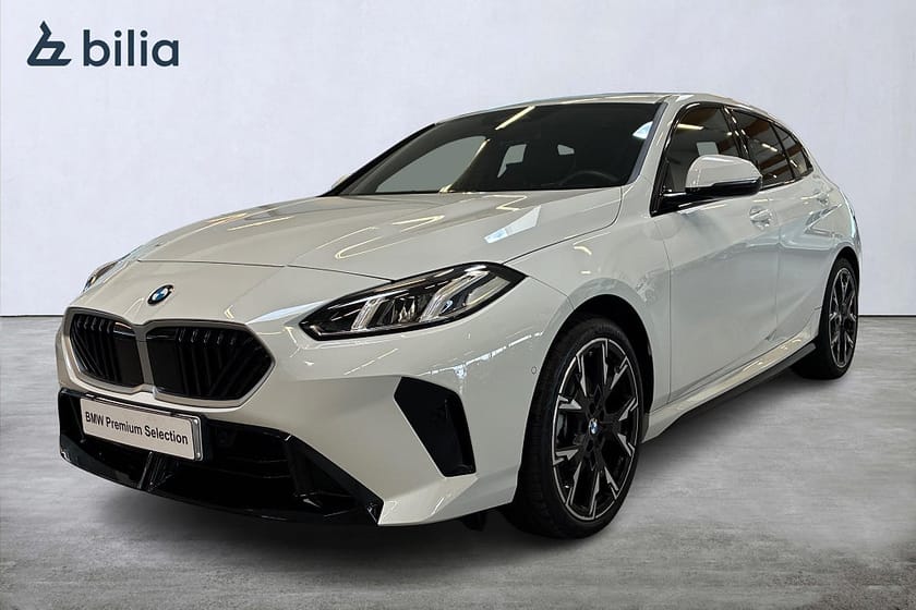 Bild 1 av BMW 120 M Sport Panorama Rattvärme Backkamera Farthållare