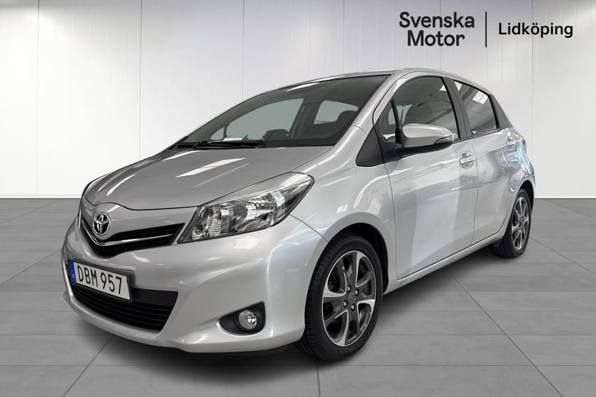 Bild 1 av Toyota Yaris – Edition 50 I Backkamera I Bluetooth I Drag I Värmare