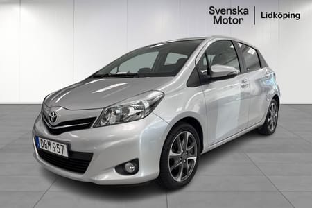 Toyota Yaris – Edition 50 I Backkamera I Bluetooth I Drag I Värmare