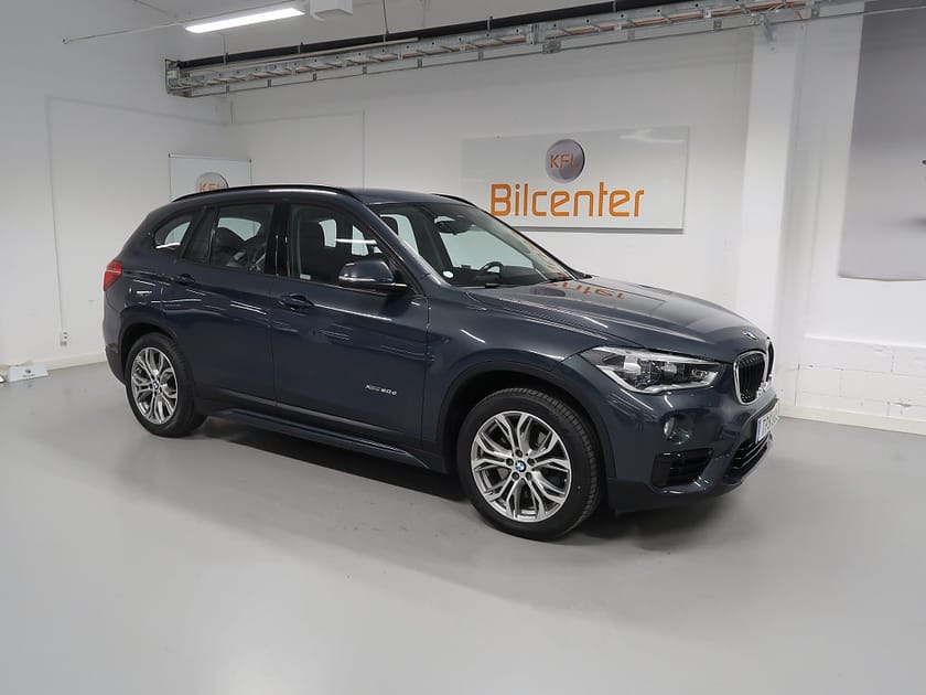 Bild 4 av BMW X1 xDrive20d Sport line V-Däck ingår Drag-Kamera-Keyless-R