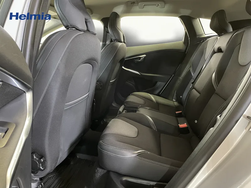 Bild 13 av 17 – Volvo V40 D2 Your Momentum