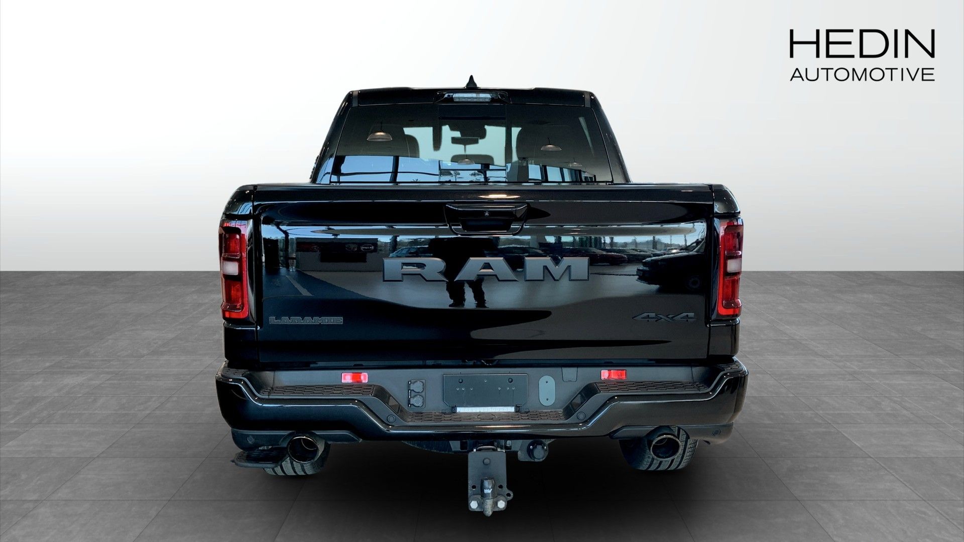 RAM 1500 Laramie Night Edition 2025, kuva 7/10